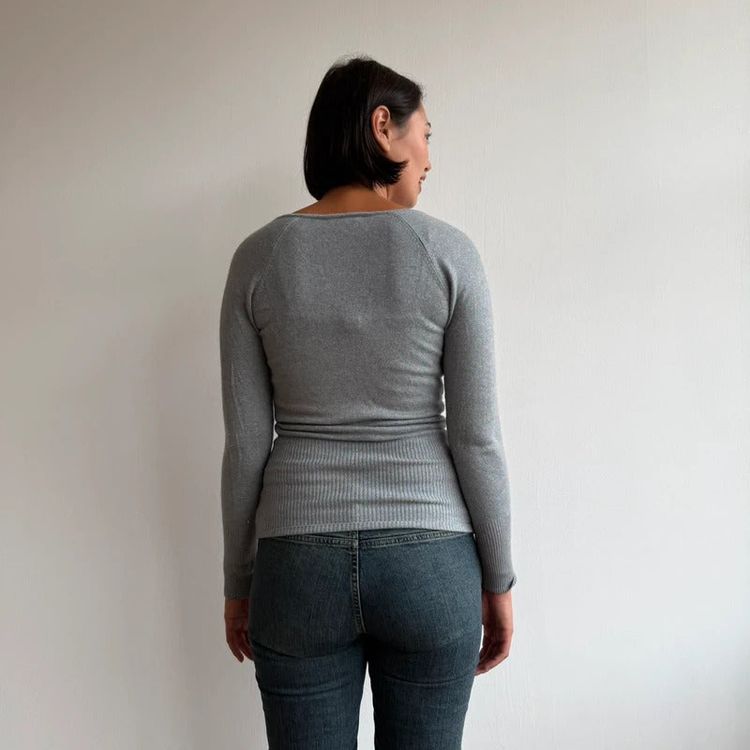 Grey Morgan keyhole front knit jumper - Size S image 7