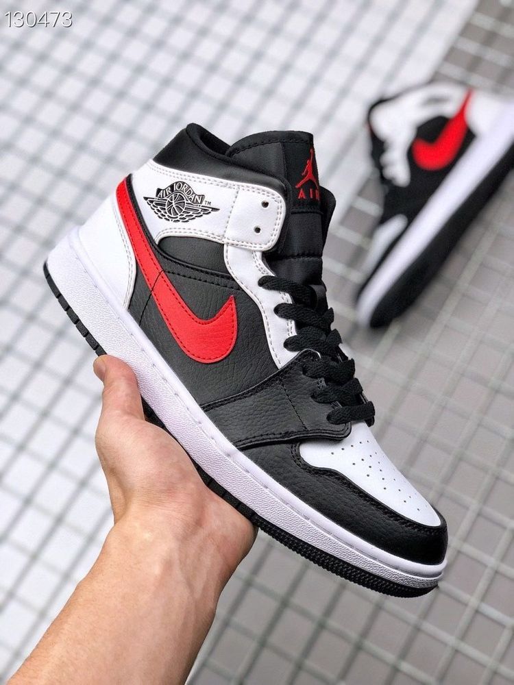 Nike Nike Air Jordan 1 Mid Sneakers product image