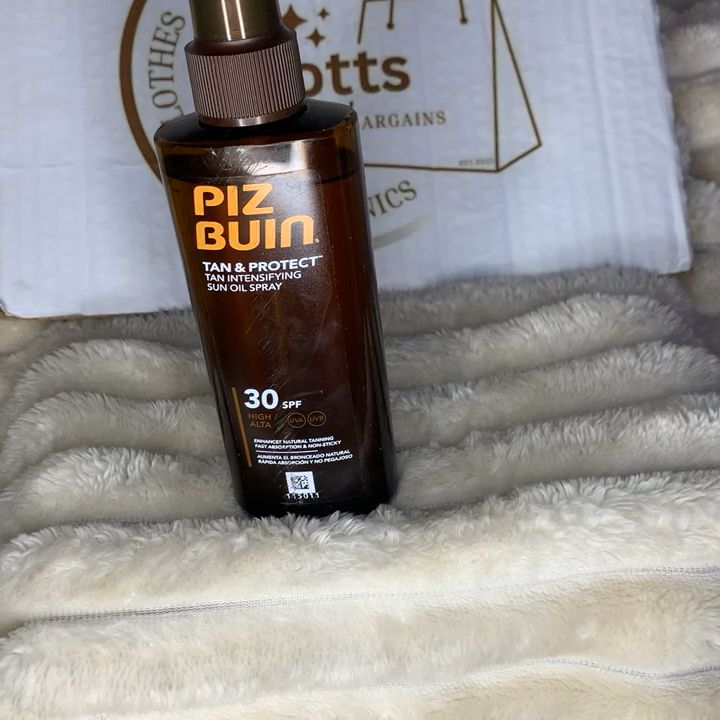 Piz Buin Piz Buin Tan & Protect Tan Intensifying Sun Oil Spray - Skincare product image