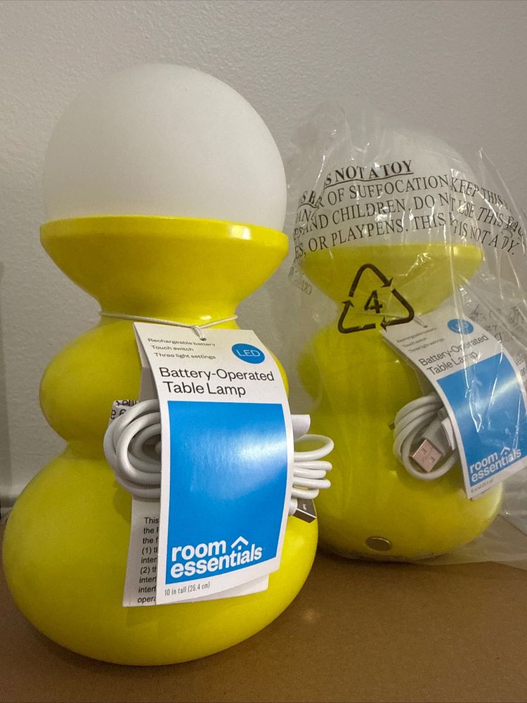 Essentials Room Essentials Battery-Operated Table Lamp product image