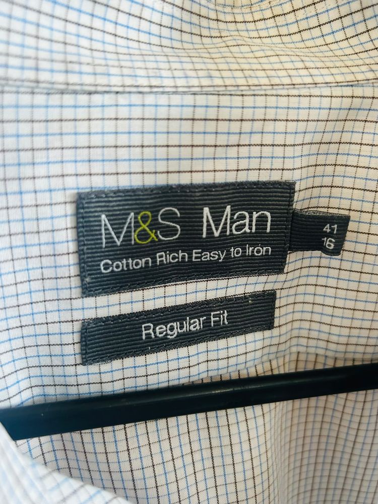 M&S Man Regular Fit Cotton Rich Easy To Iron Shirt image 2