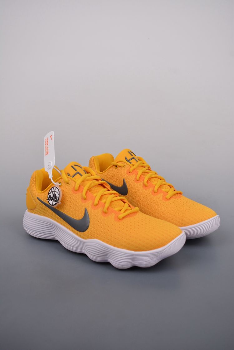 Sneakers image 3