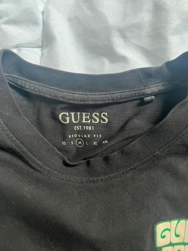 Guess Beast Burger T-Shirt imagen 3