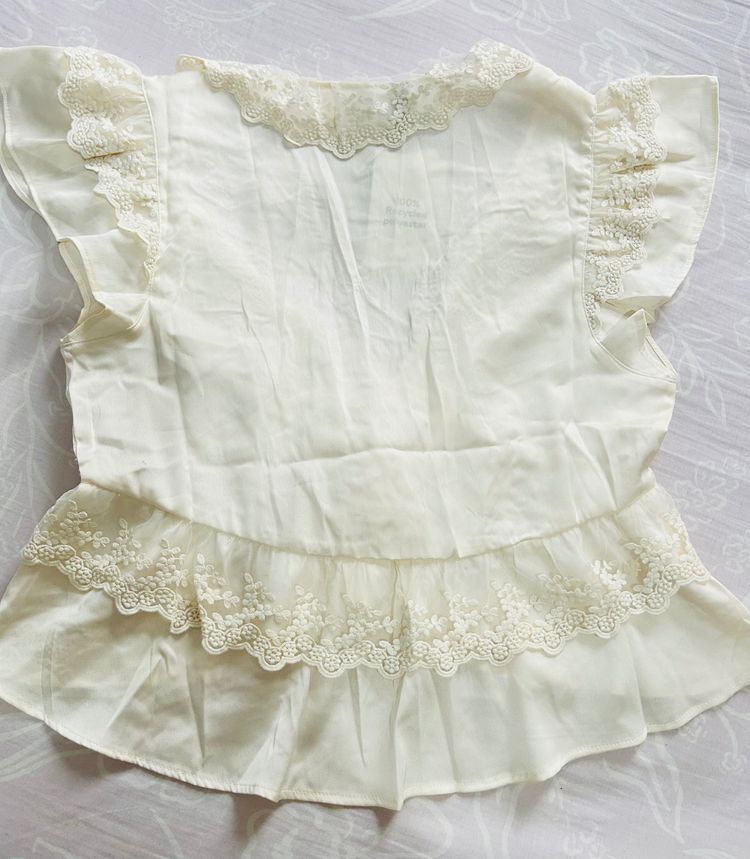 H&M Women'S Cream Lace Blouse 5