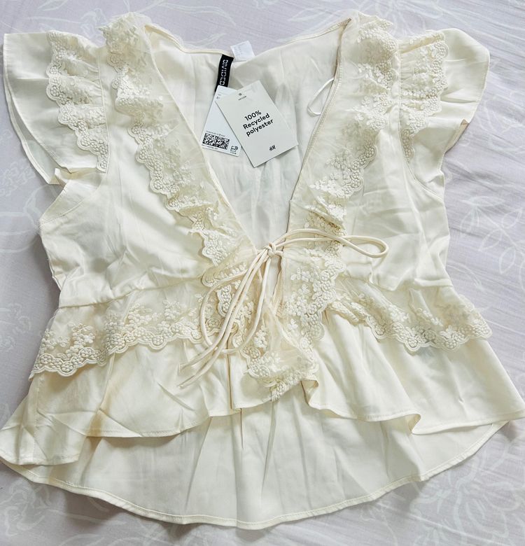 H&M H&M Women'S Cream Lace Blouse product image