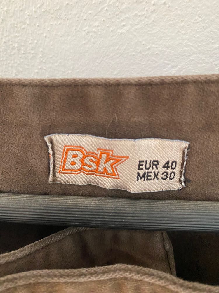 Brown Cargo Pants 3