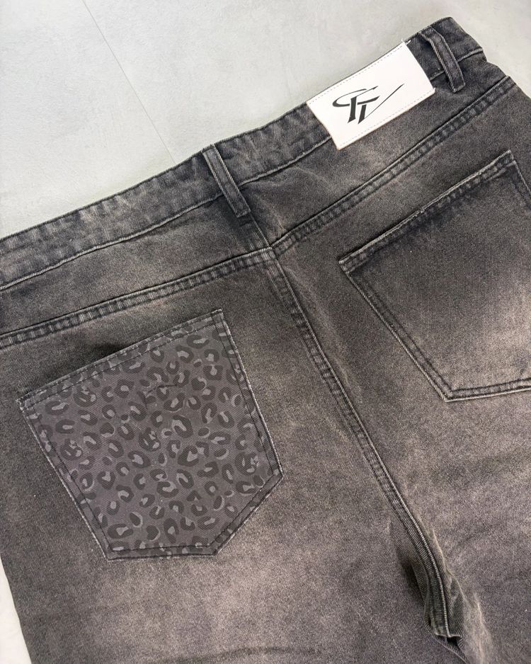 Corvidae Cheetah Back Print Denim Jeans black - (NEW) 5