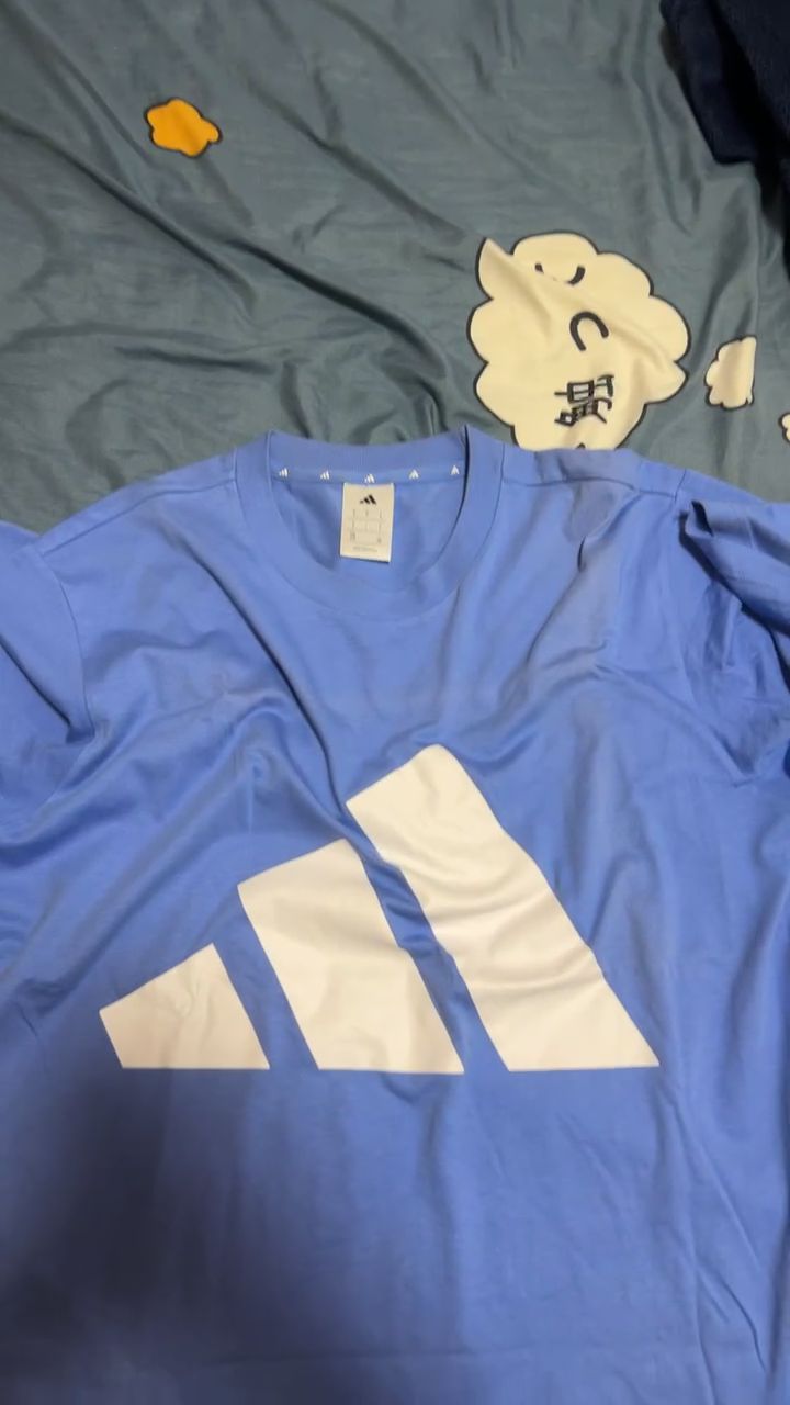 Adidas Graphic T-Shirt image 1