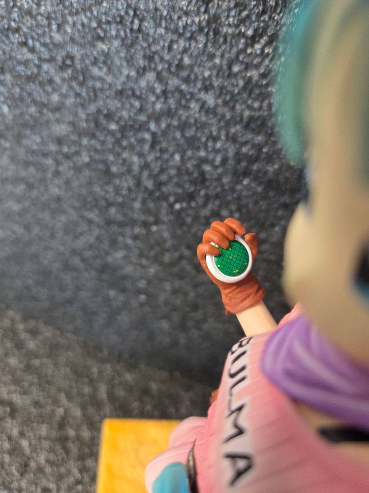 Bulma Figure 3