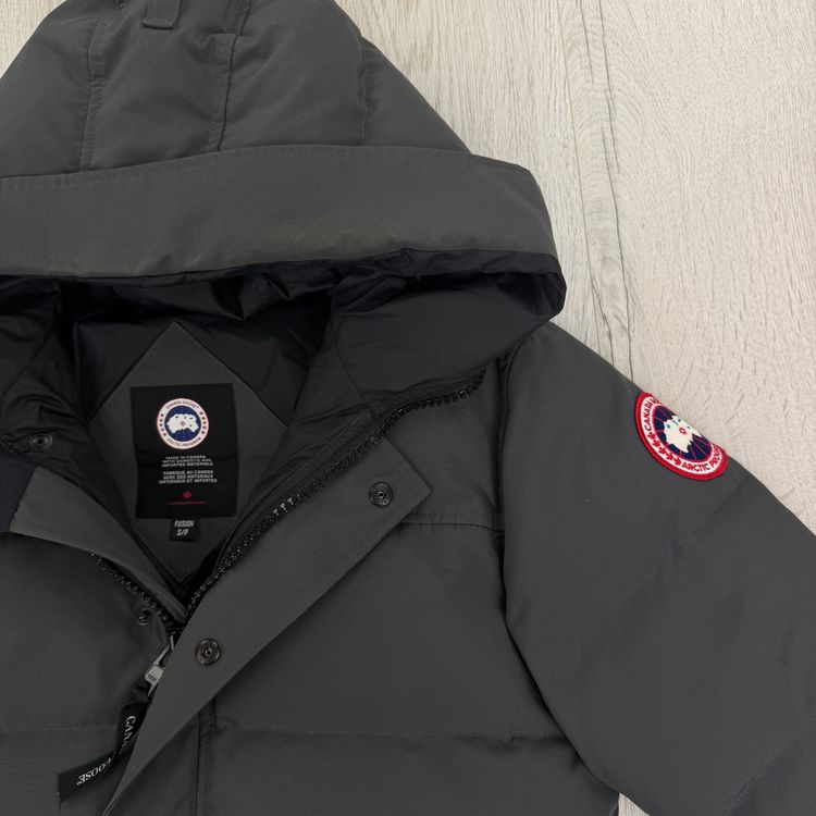 Canada Goose Men’s Graphite MacMillan Jacket - XL image 2