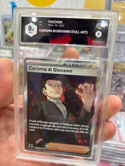Pokémon Carisma Di Giovanni Full Art Card