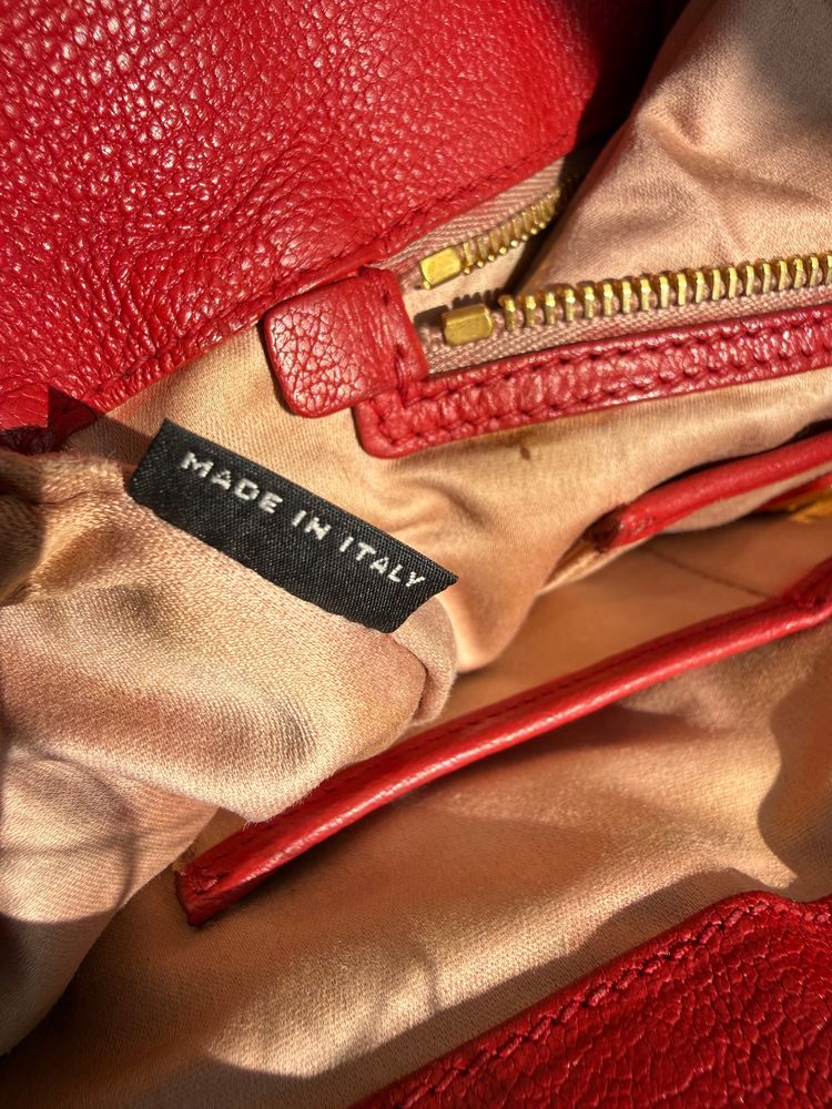 Miu Miu Vitello Shine Tote Bag image 18