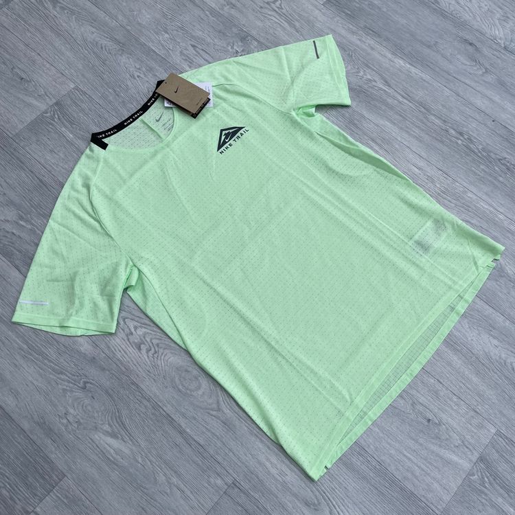 Nike Trail Dri Fit Training Running T-Shirt Top - Solar Chase [DV9305-376]