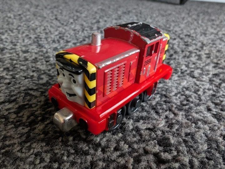 Immagine di Red Toy Train Engine 3
