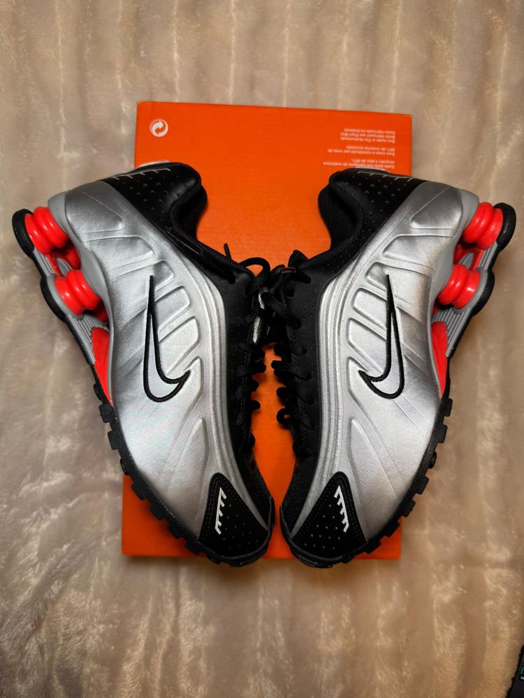 Nike Nike Athletic Shoes product image