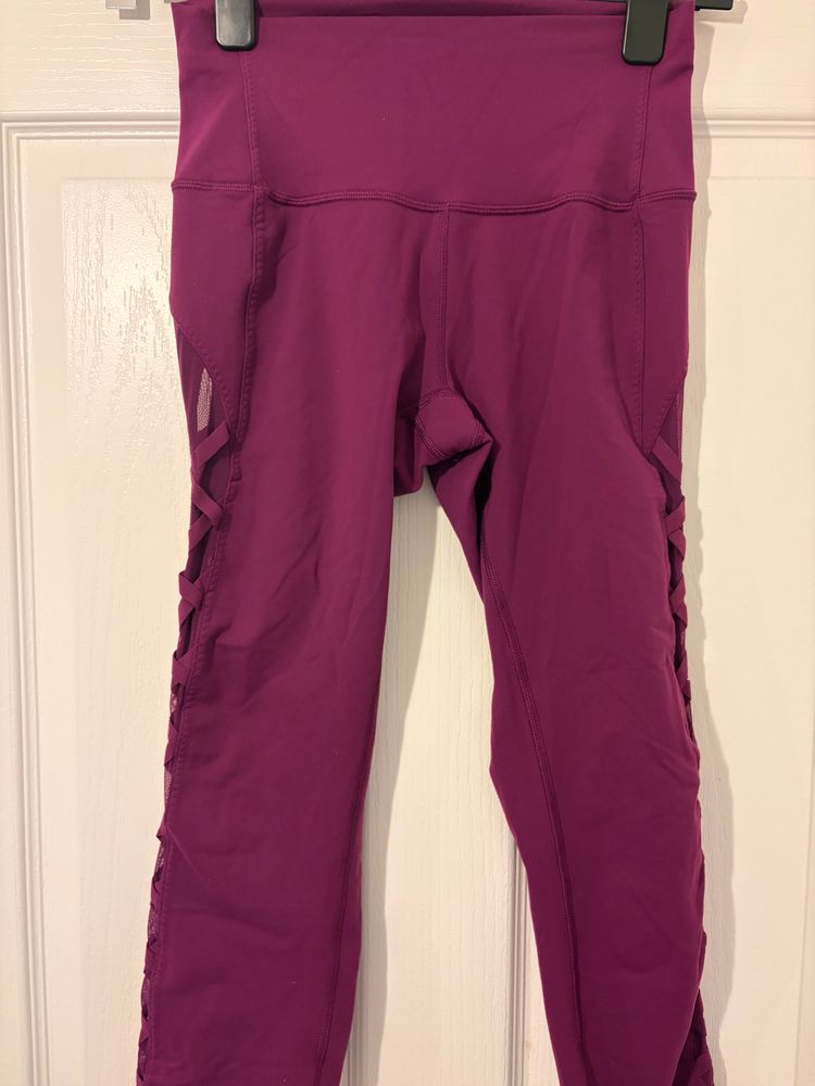 Immagine di Rare lattice Lululemon Purple Leggings UK 10 6