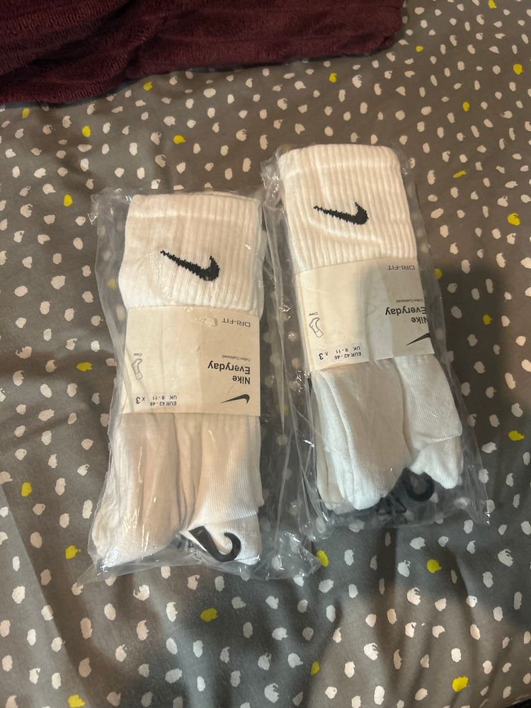 Nike Everyday White Socks 8-11 