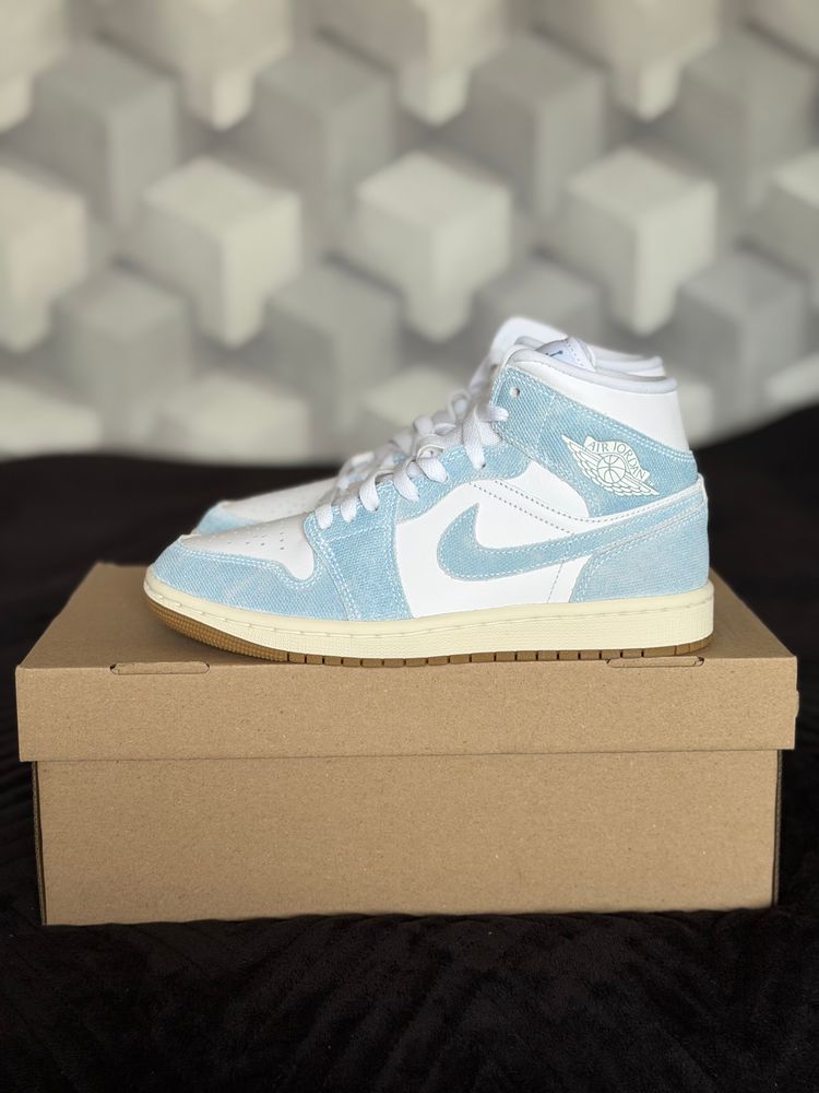 Nike Air Jordan 1 Mid Sneakers jasny jeans błękit biały