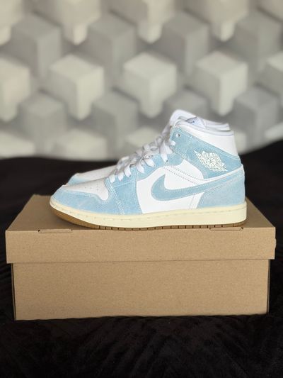 Nike Air Jordan 1 Mid Sneakers jasny jeans błękit biały