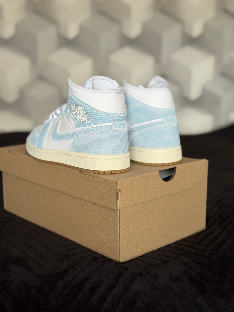 Nike Air Jordan 1 Mid Sneakers jasny jeans błękit biały imagen 2