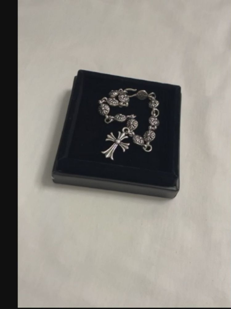  Cross Bracelet image 1