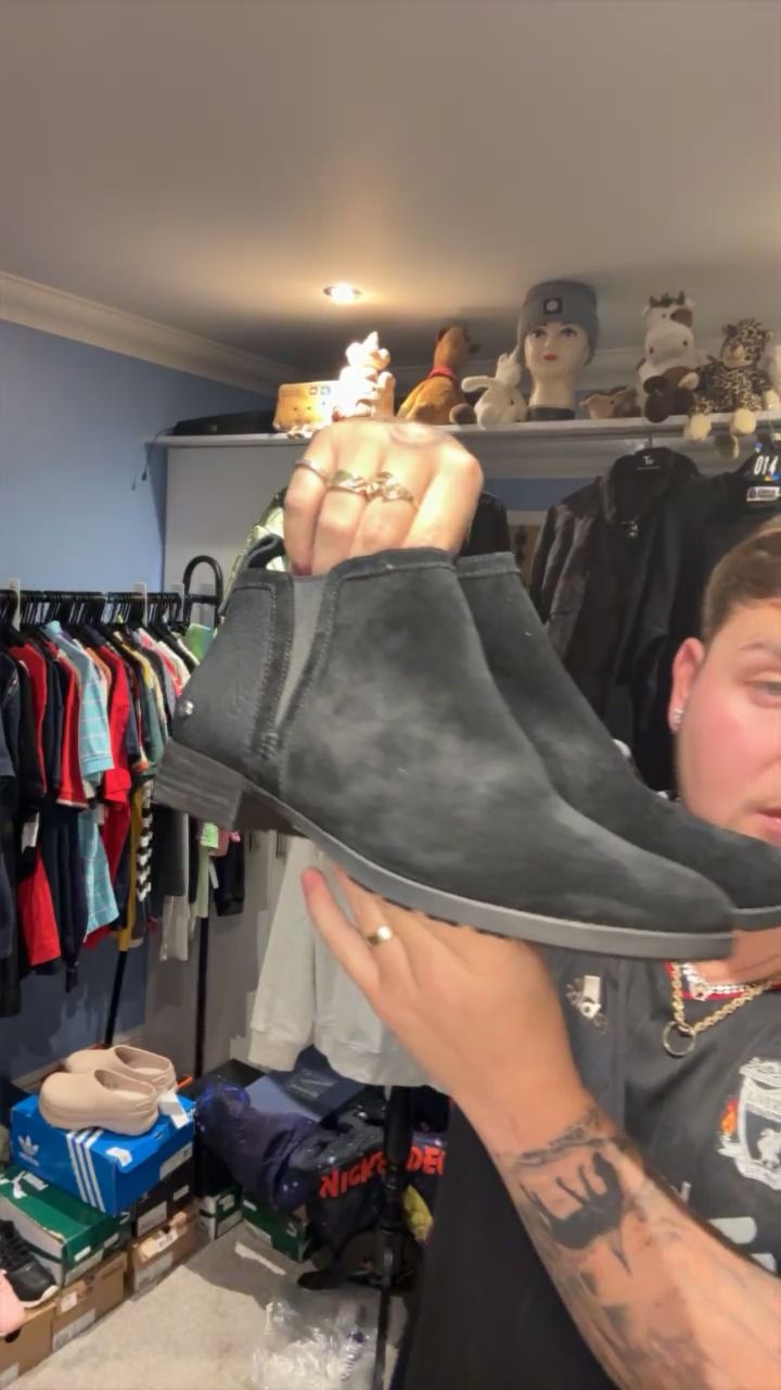 ugg size 8 brad new no box