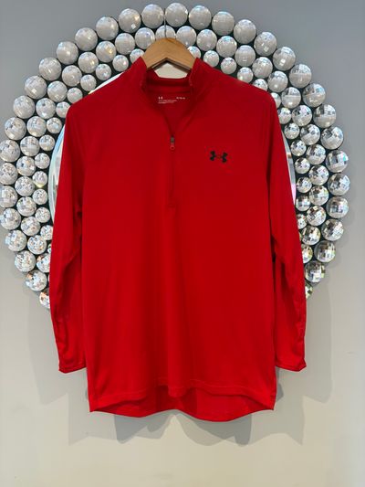 Genuine Under Armour performance 1/4 zip training top in excellent used condition.
