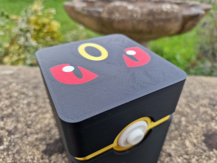 Other Pokemon  umbreon deck  box product image