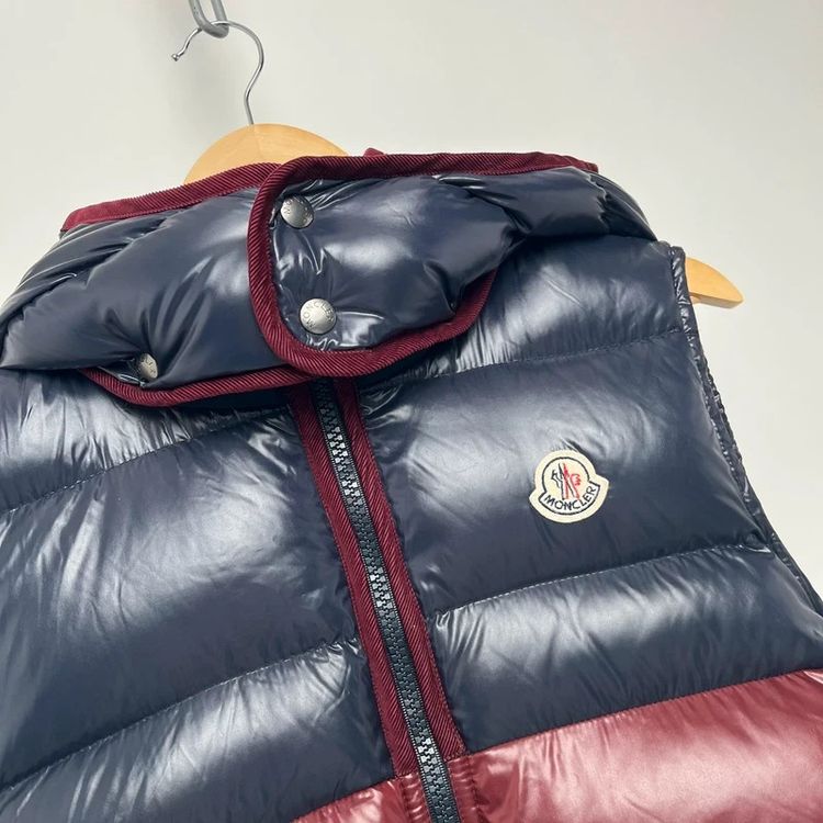 Moncler Navy/Burgundy Puffer Gillet Zipped Jacket imagen 2