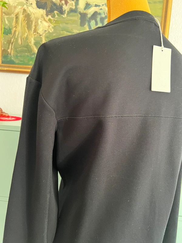 Hermoso vestido COS minimalista 🤩 de manga larga 100% Viscosa (69€) imagen 4