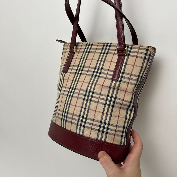Immagine di Burberry Nova Check Beige Canvas Bag With Burgundy Base & Straps 5