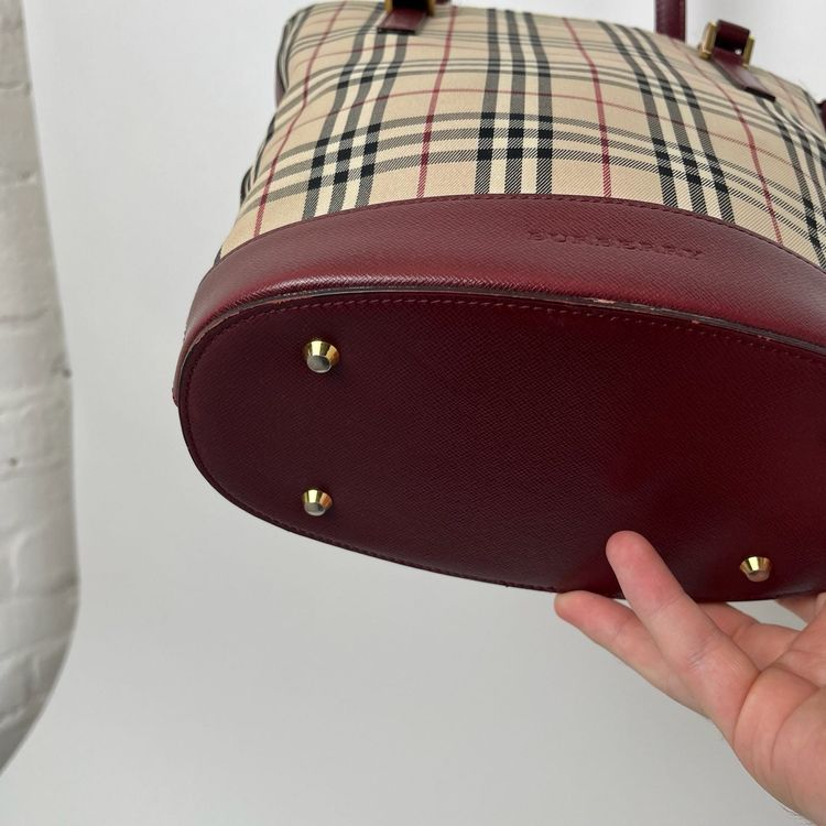 Immagine di Burberry Nova Check Beige Canvas Bag With Burgundy Base & Straps 6