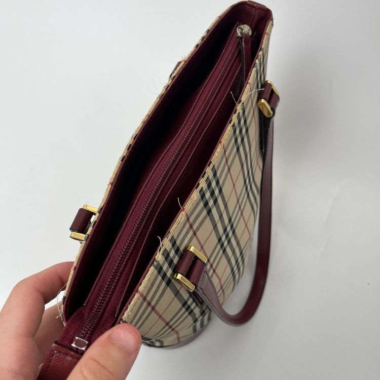 Immagine di Burberry Nova Check Beige Canvas Bag With Burgundy Base & Straps 7