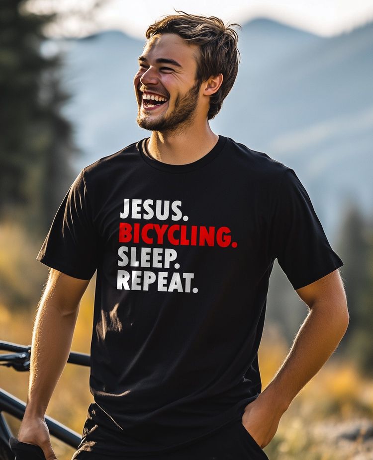 Cycling Jesus T-shirt image 3