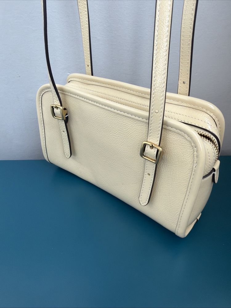 314 Coach Swing Zip Bag 20 Crinkle Patent Leather Moonlight Yellow BN Ltd Re Ed image 9