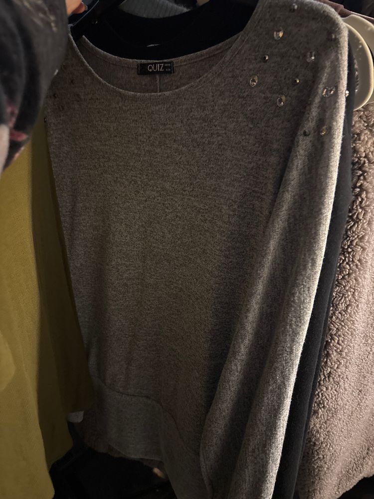 Quiz Quiz Grey Sweater size 10  product image