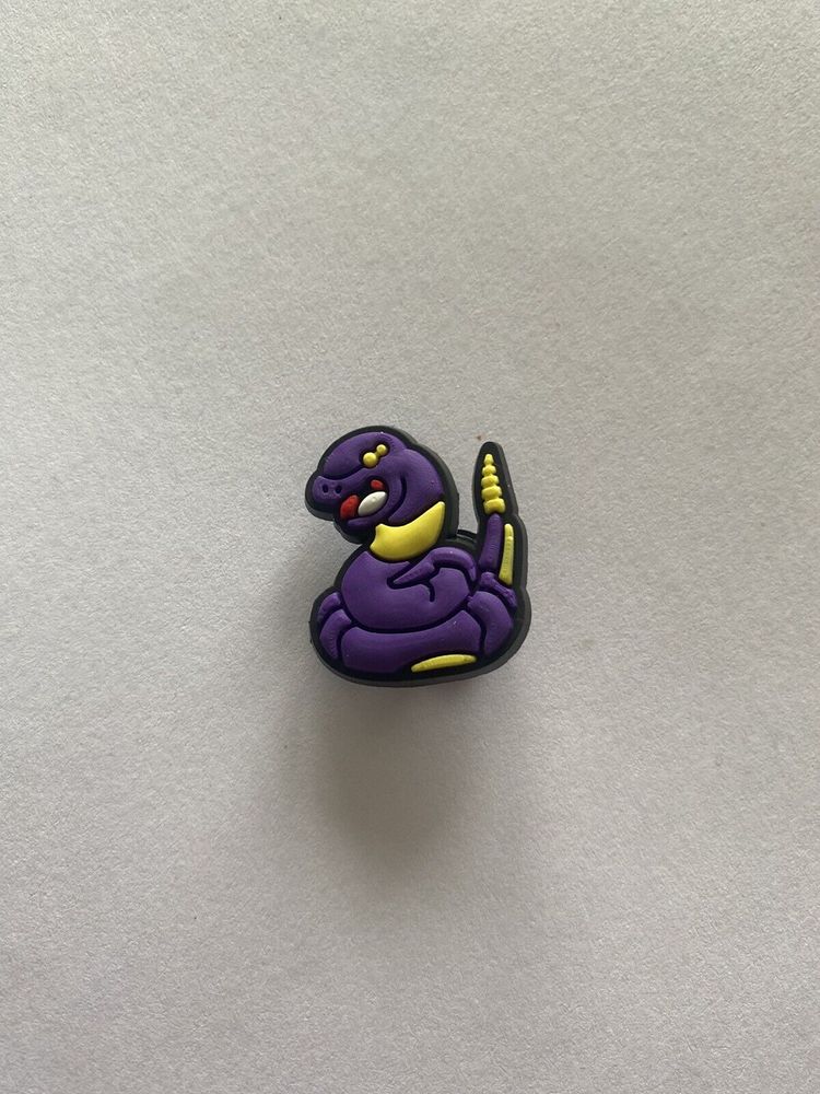 Ekans - Croc charm