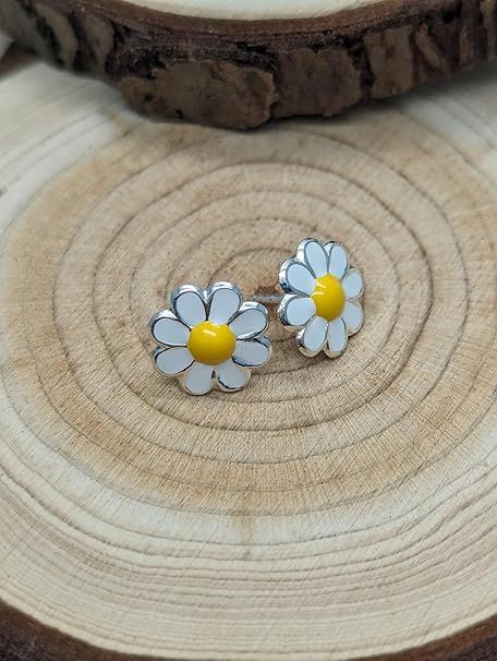 Daisy Flower Stud Earrings 5