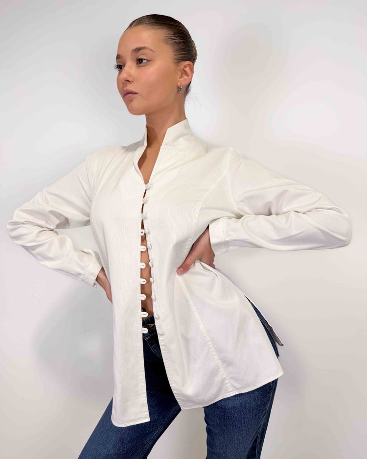 The Ellie shirt image 1