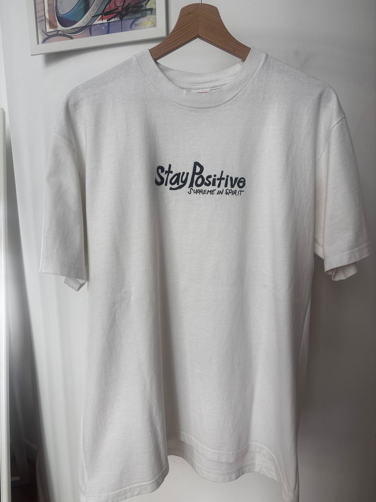 T-Shirt Supreme Stay Positive image 2