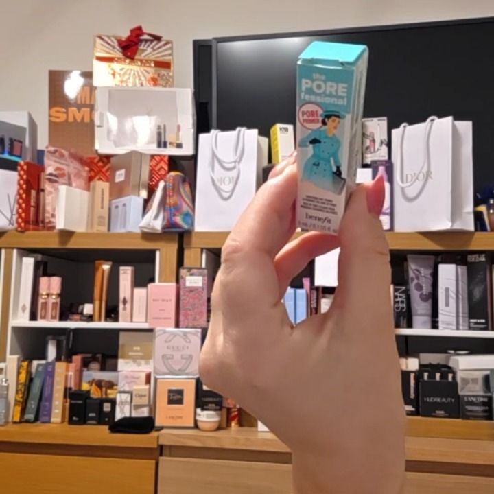 Other Giveaway Mini pore primer product image