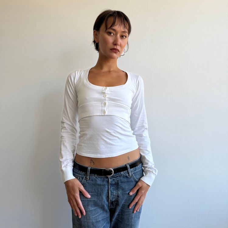 Cropped white button cardi - Size S image 4