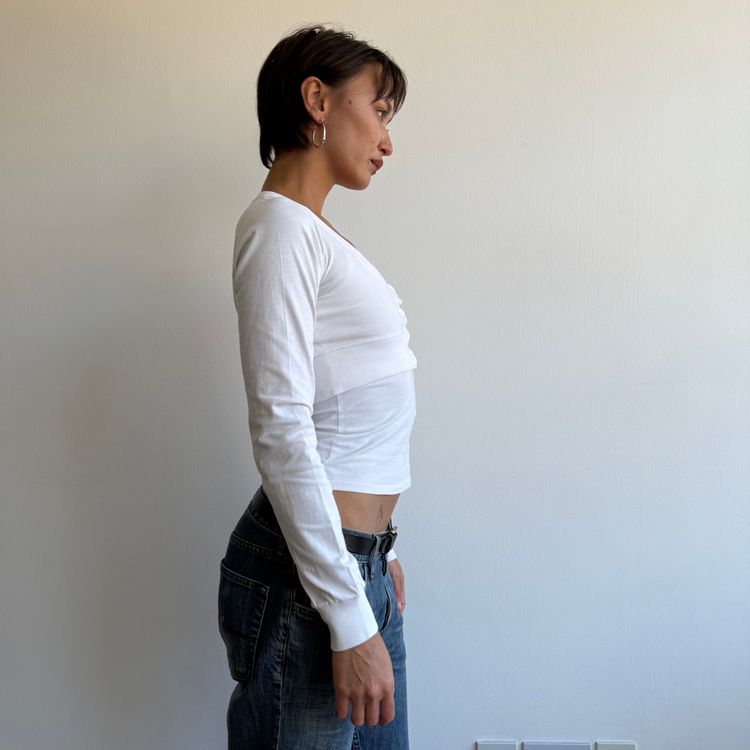 Cropped white button cardi - Size S image 2