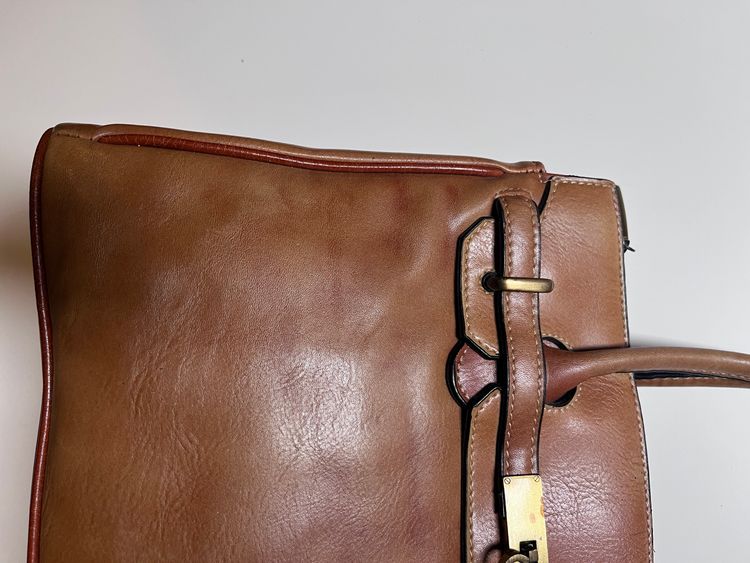 Brown Italian Leather Handbag 2000s 8