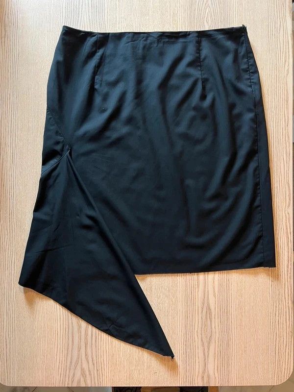 Erny Van Reijmersdal – Asymmetric 100% Wool Skirt – Sculptural Draped – Dutch Designer Archive
