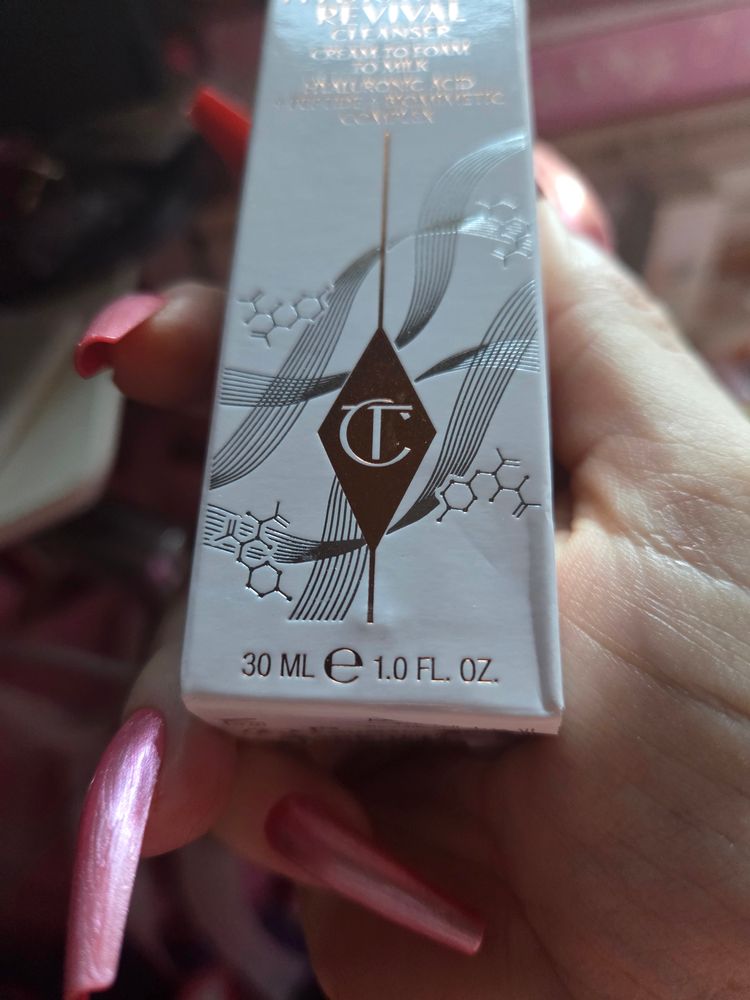 Charlotte'S Magic Hydration Revival Cleanser 2