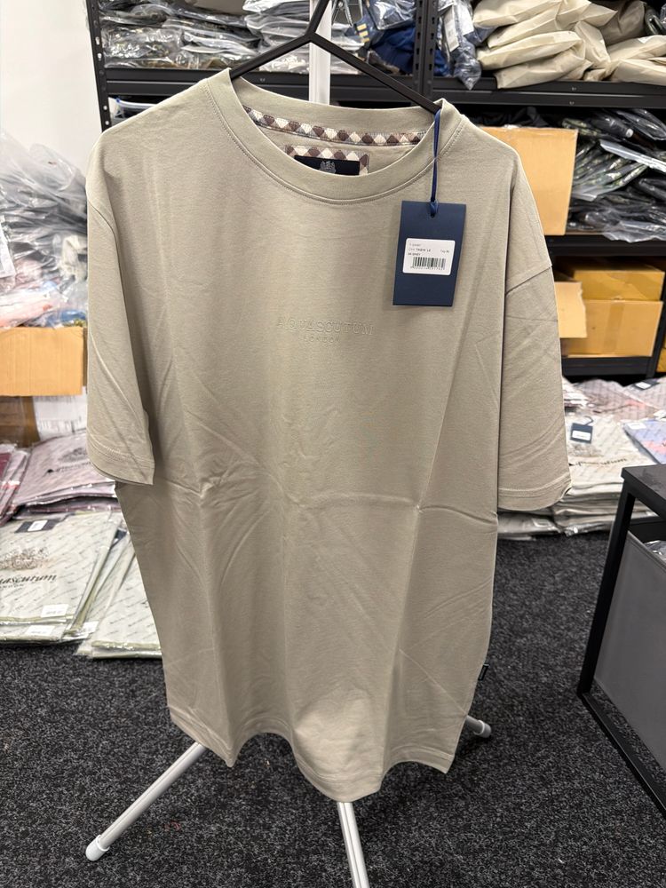 Grey AQUASCUTUM tee brand new taq19 