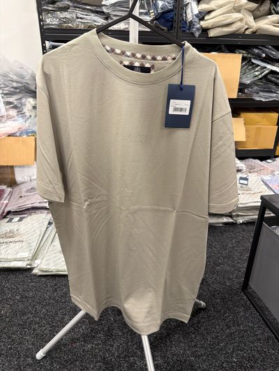 Grey AQUASCUTUM tee brand new taq19