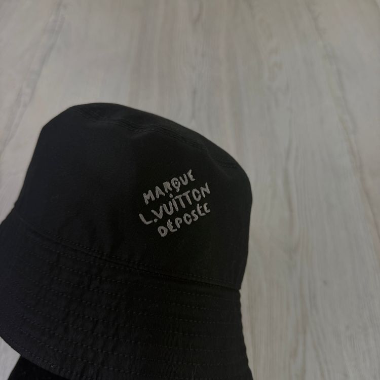 Immagine di Louis Vuitton Men’s Black Monogram Bucket Hat 8