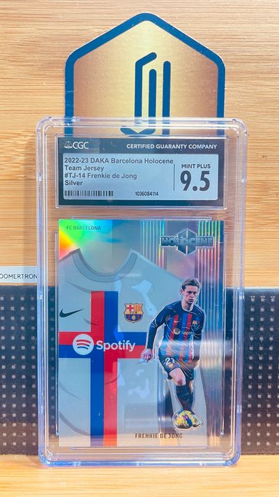 CGC 9,5 /25 - Frenkie De Jong - Barcelona - Team Jersey - Silver - Daka Holocene 2022-23